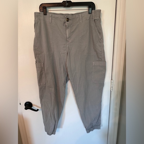 Gray Women’s Casual Joggers with Relaxed Fit size 16 #1821 - Picture 1 of 6